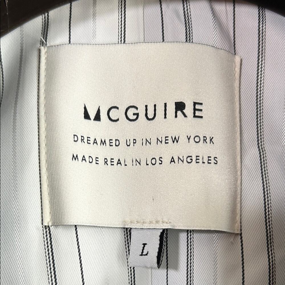 McGuire women’s Sz Large 53% wool Blazer Charcoal Pinstripe fully lined - Picture 2 of 10